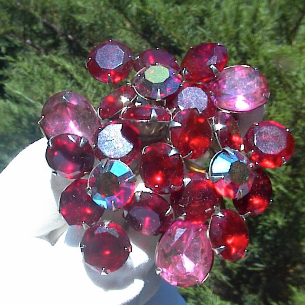 GORGEOUS Vintage MASSIVE RED Aurora Borealis FLOWER BROOCH PIN  Layered Regency?